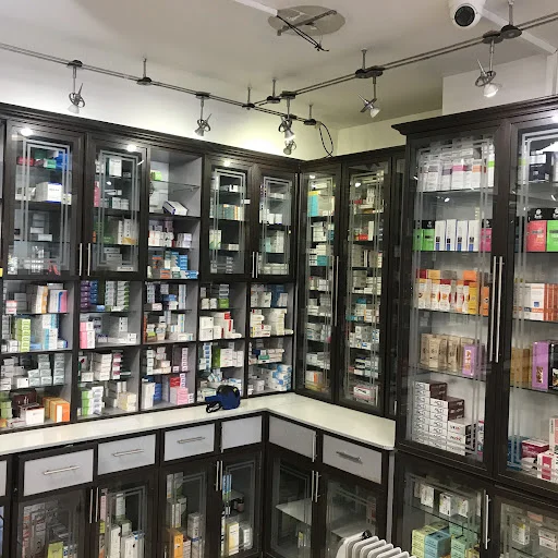 داروخانه افخم - داروخانه در تبریز