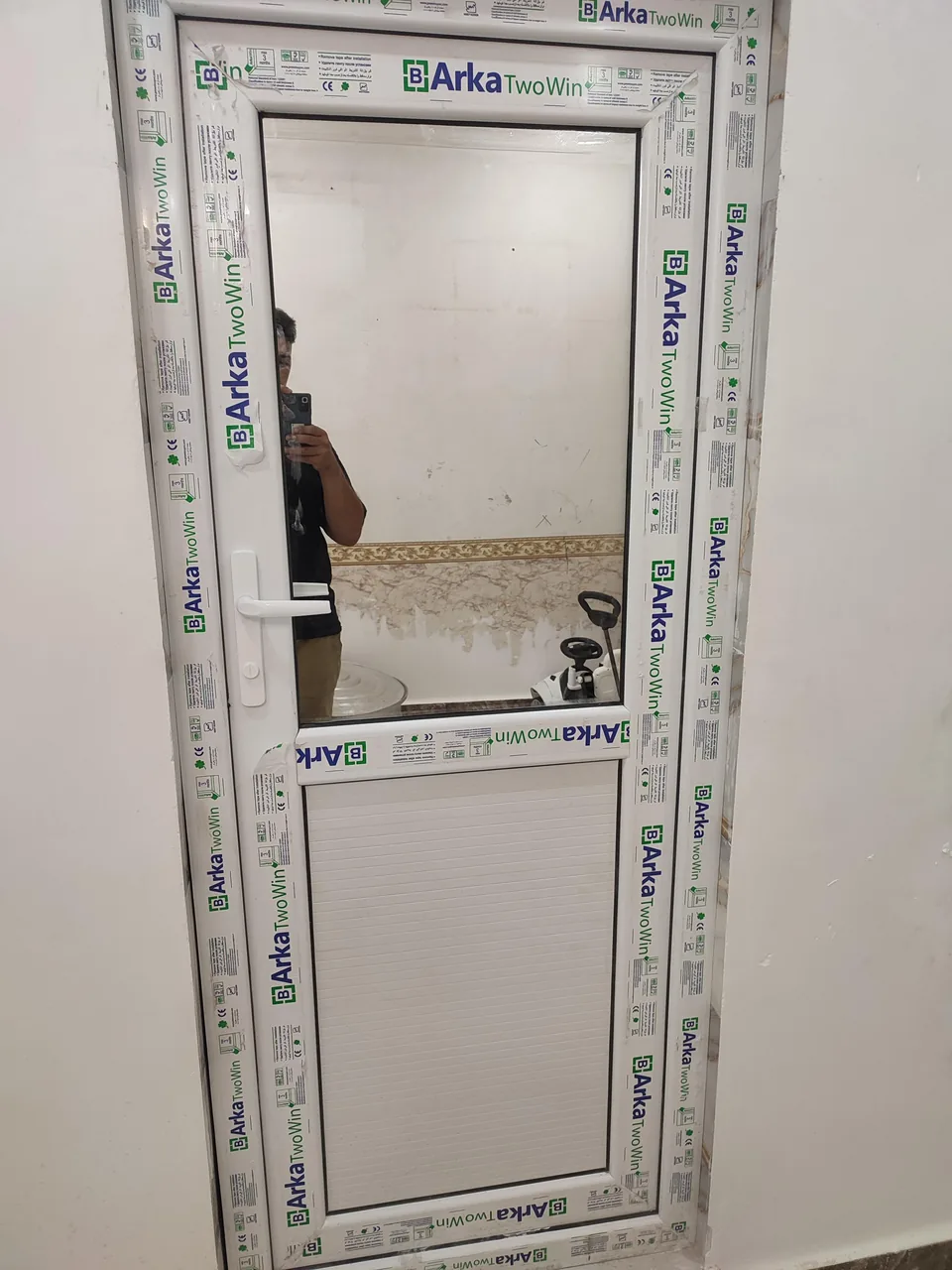 کارگاه درب و پنجره سازی دوجداره (upvc)یو پی وی سی - تصویر 3