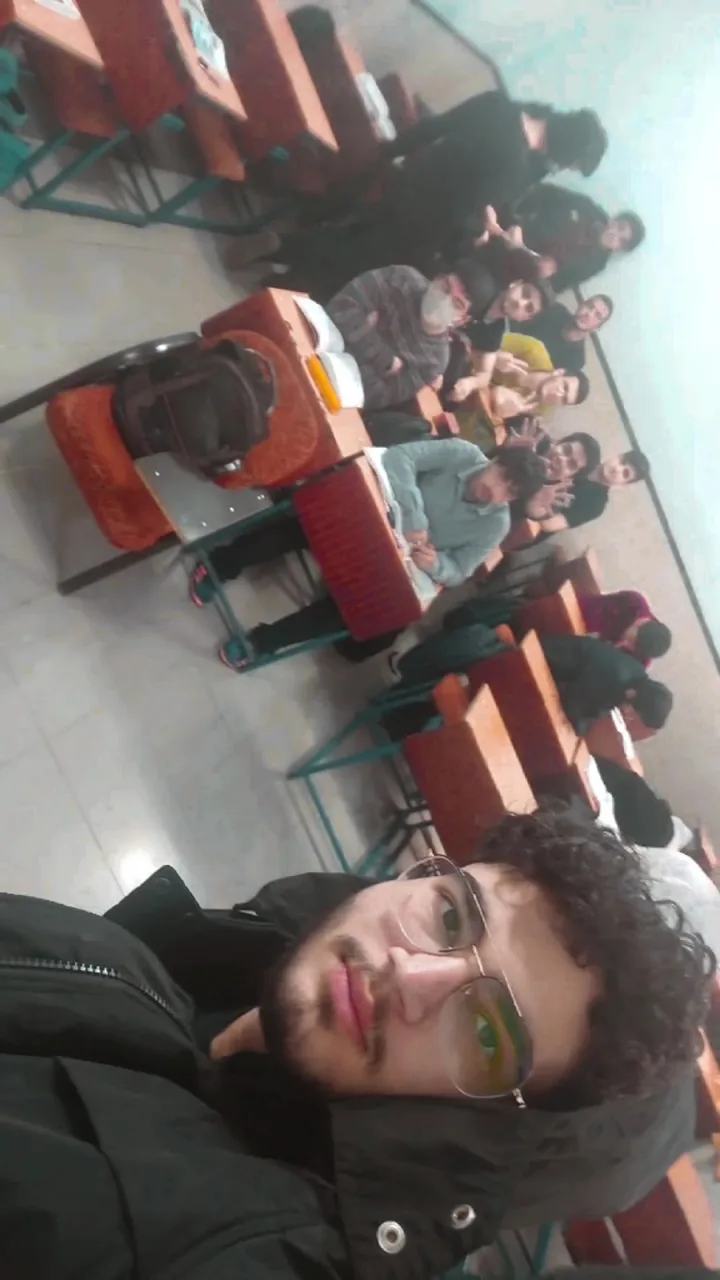 شهید بهشتی مرکز تیزهوشان دوره دوم - تصویر 2