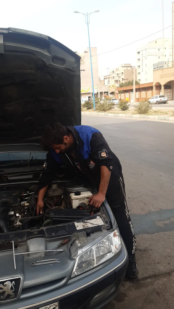 تنظیم موتور و برق خودرو