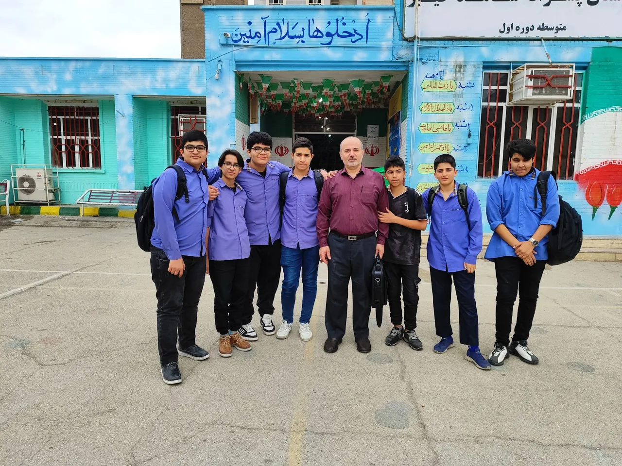 مدرسه شاهد خیبر - تصویر 2