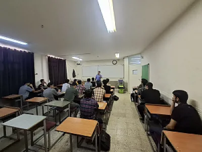 دبیرستان طلایه داران