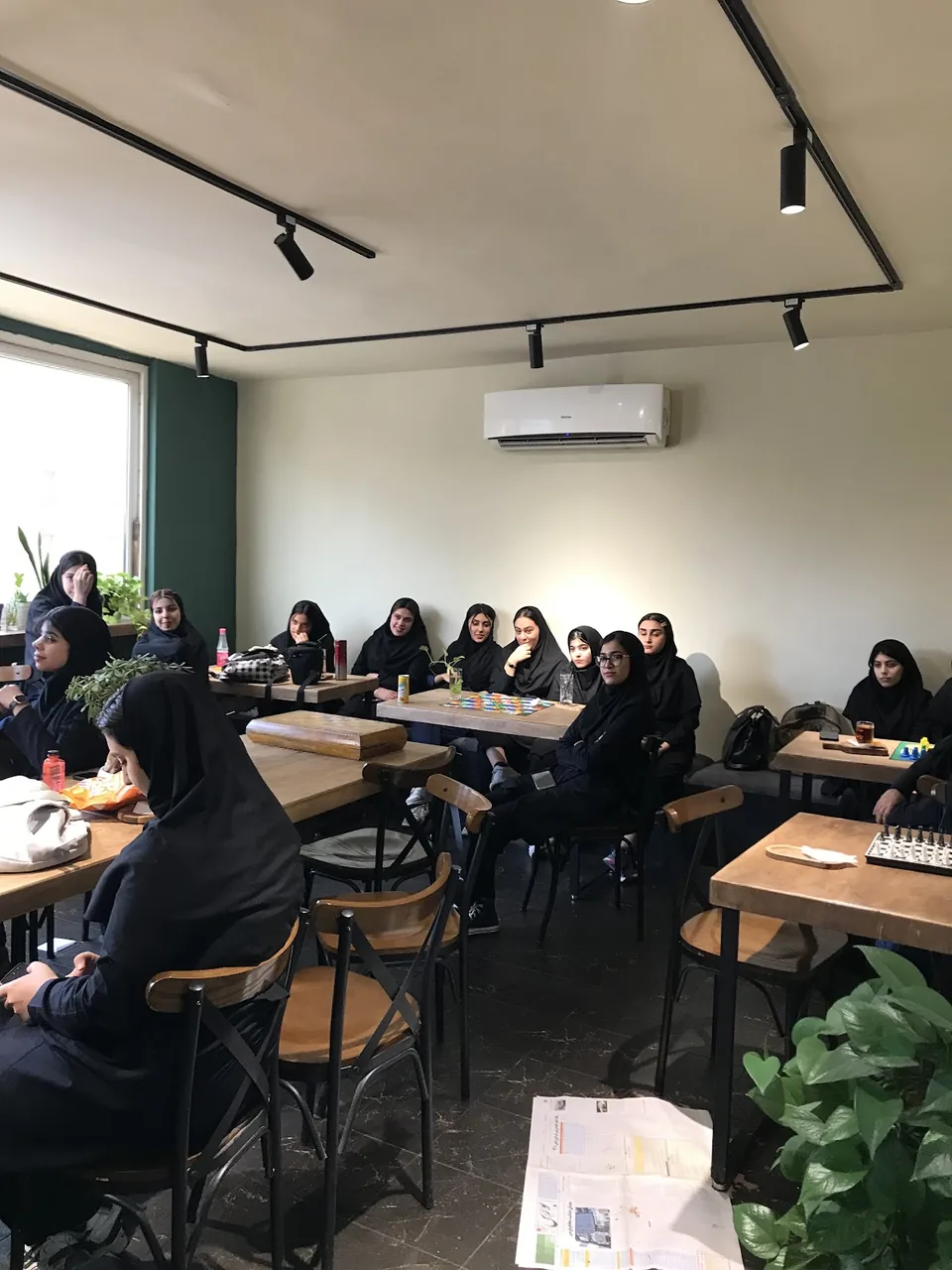 موسسه فرهنگی هنری باغچه - تصویر 2