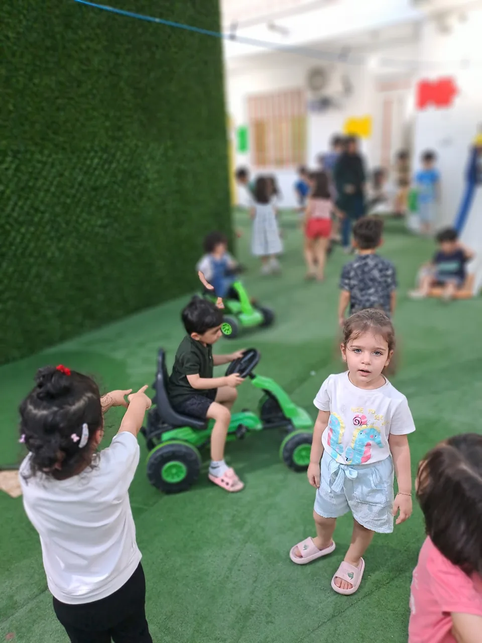 مهدکودک چتر آبی - تصویر 4