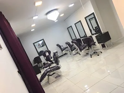 ارایشگاه زنانه رعنا رحیمی