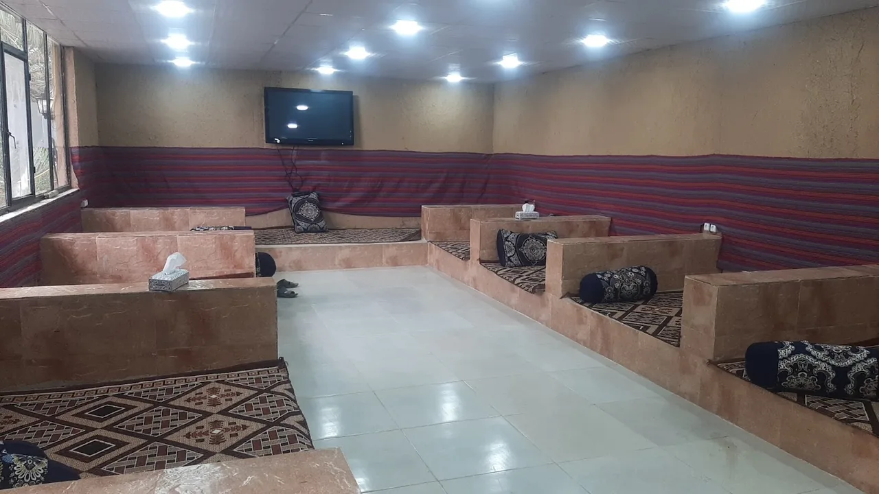 کافه رستوران سنتی النخل
