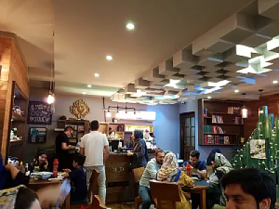 رستوران ایتالیایی پستو