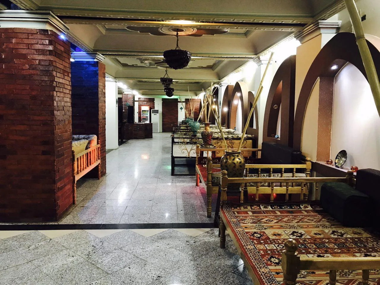 کافه و رستوران گپ