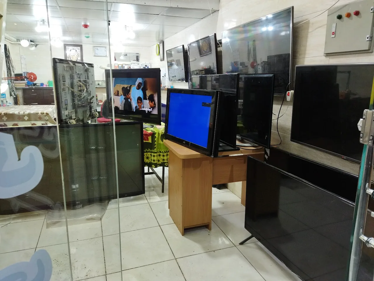 تعمیرات تلویزیون رضائیان اهواز نماینده مجاز - تصویر 2