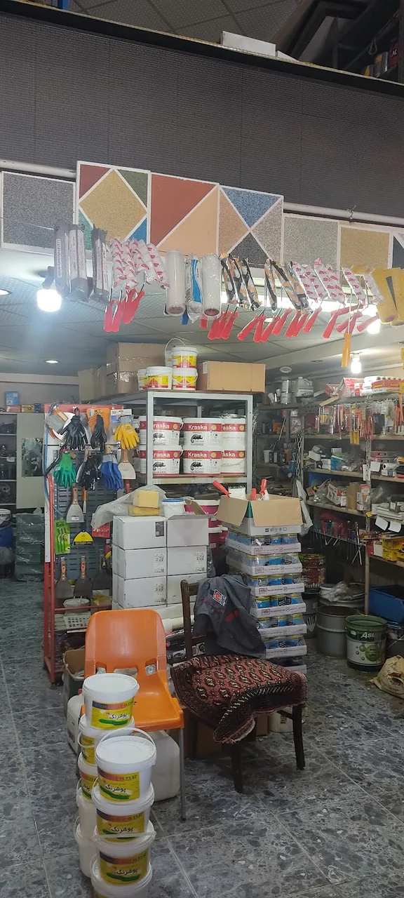 فروشگاه رنگ و ابزار شفق - تصویر 2