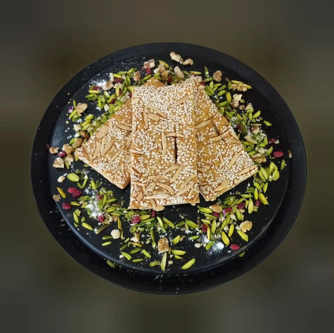 نان و شیرینی ساج - تصویر 3