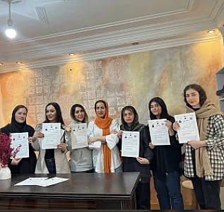 آموزشگاه رزین گالری نقش