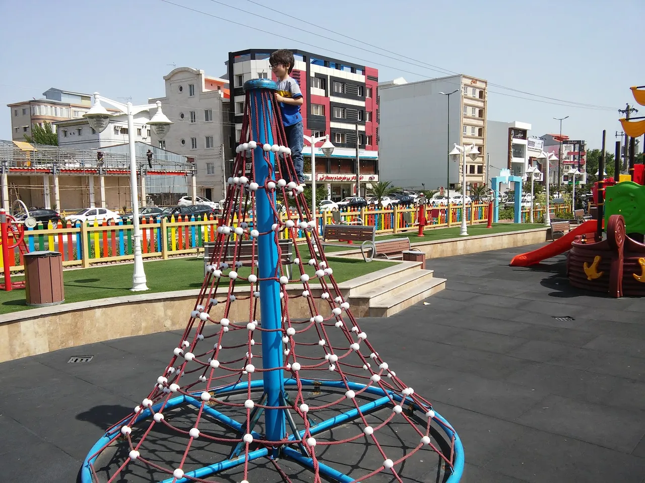 پارک کودک فرزاد