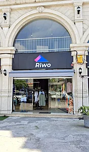 پوشاک ورزشی ریوو