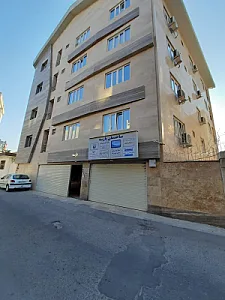 ساختمان پزشکان پارسه