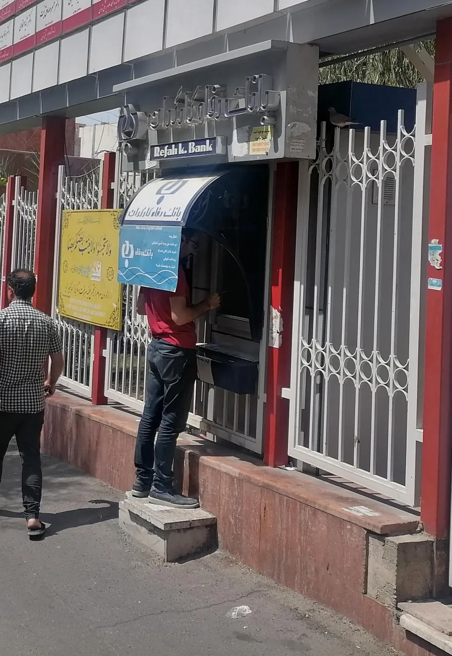 خودپرداز بانک رفاه کارگران - تصویر 4