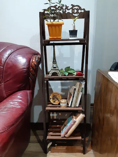 دکتر امیر پناه علی