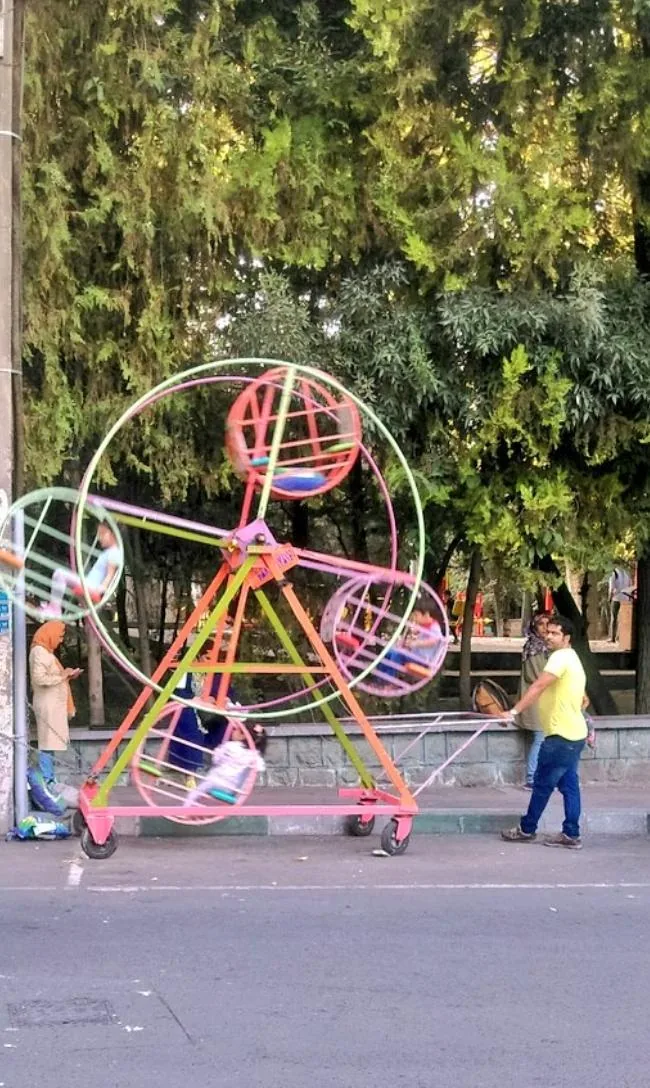 چرخ و فلک سورنا - تصویر 2