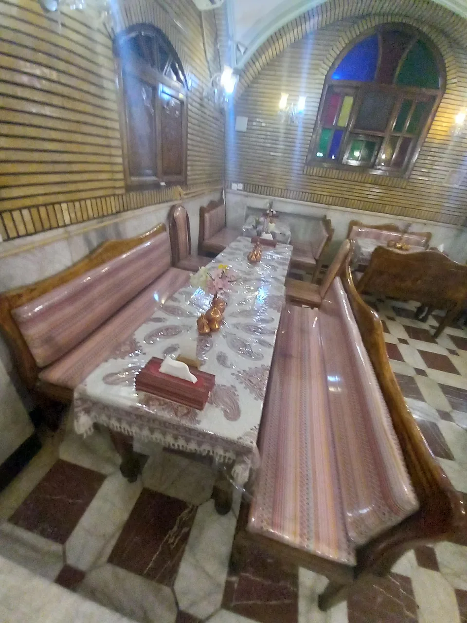 سفره خانه سنتی عیاران - تصویر 3