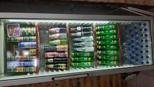 چایخانه و املتی سناتور