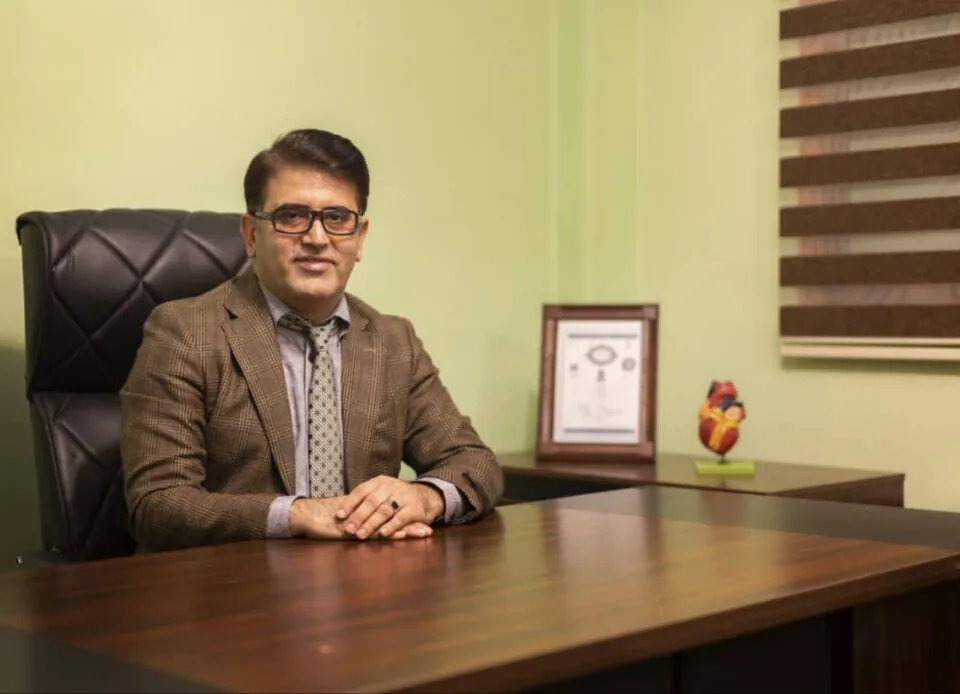دکتر اسفندیار نوروزی