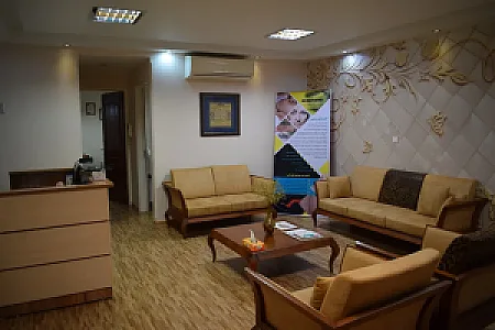 دکتر صفورا فرخی پور