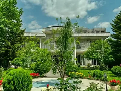 خانه سالمندان یارین