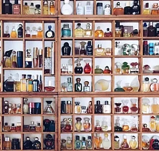 فروشگاه عطر و ادکلن ارشاکو