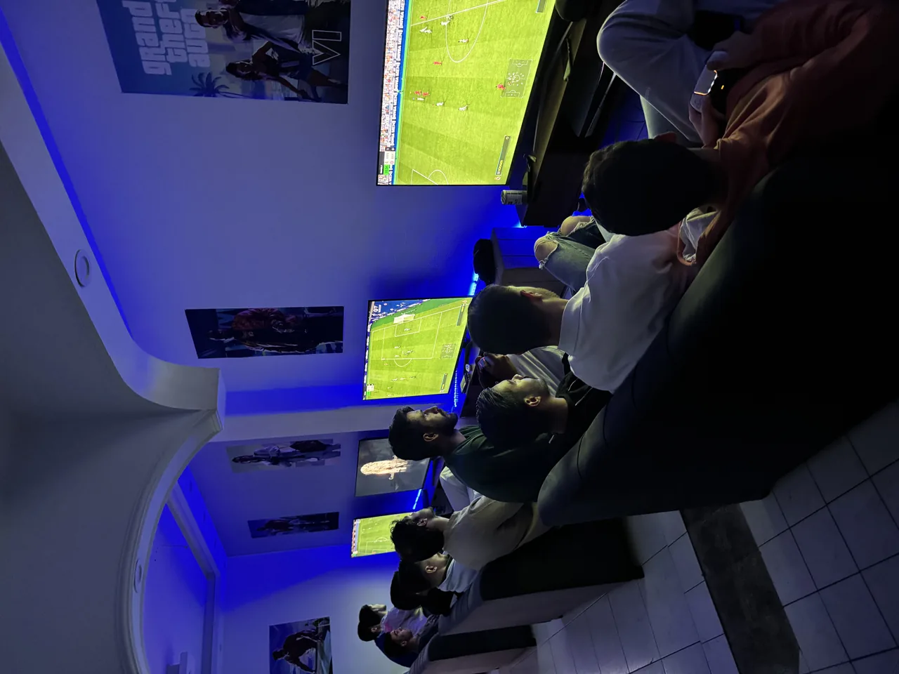 گیم نت شبانه روزی Los Santos - تصویر 2