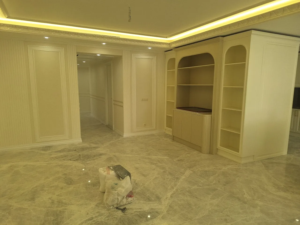 نقاشی ساختمان طاها