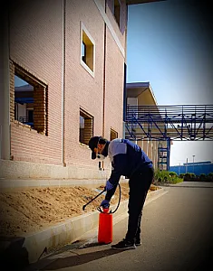خدمات تخصصی سمپاشی و کنترل حشرات موذی بهار