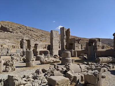 شرکت گردشگری ایران دوستان