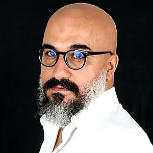 استودیو طراحی گرافیک حسین چمن خواه