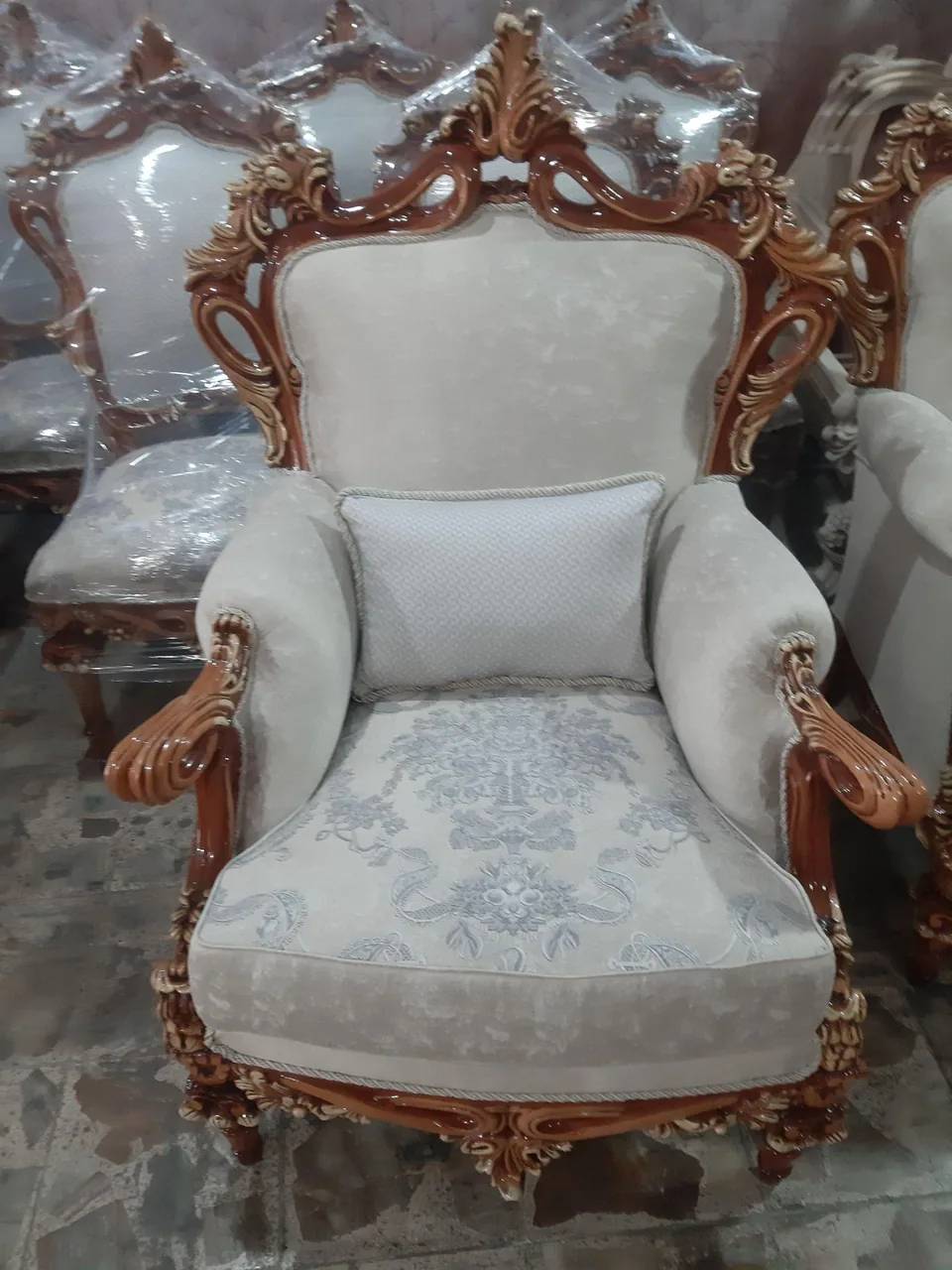 تعمیرات مبل پرنیا - تصویر 3