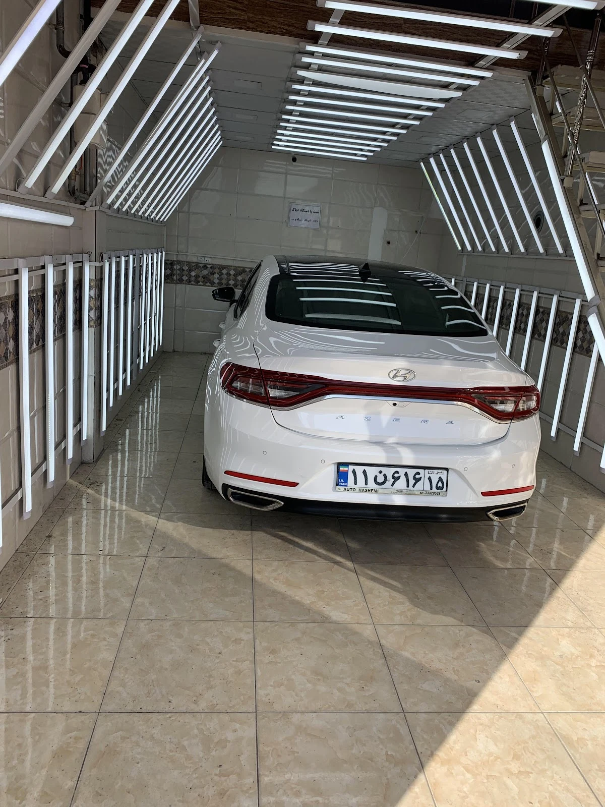 تشخیص رنگ خودرو رودکاری