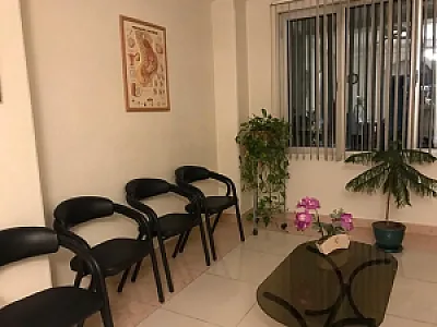 دکتر گیتی محمد ابراهیم جراح و متخصص زنان