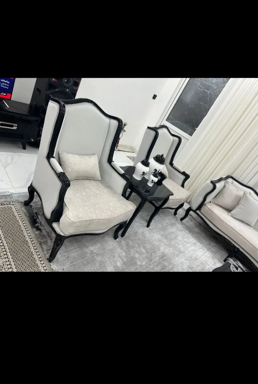 مبلمان آدینه