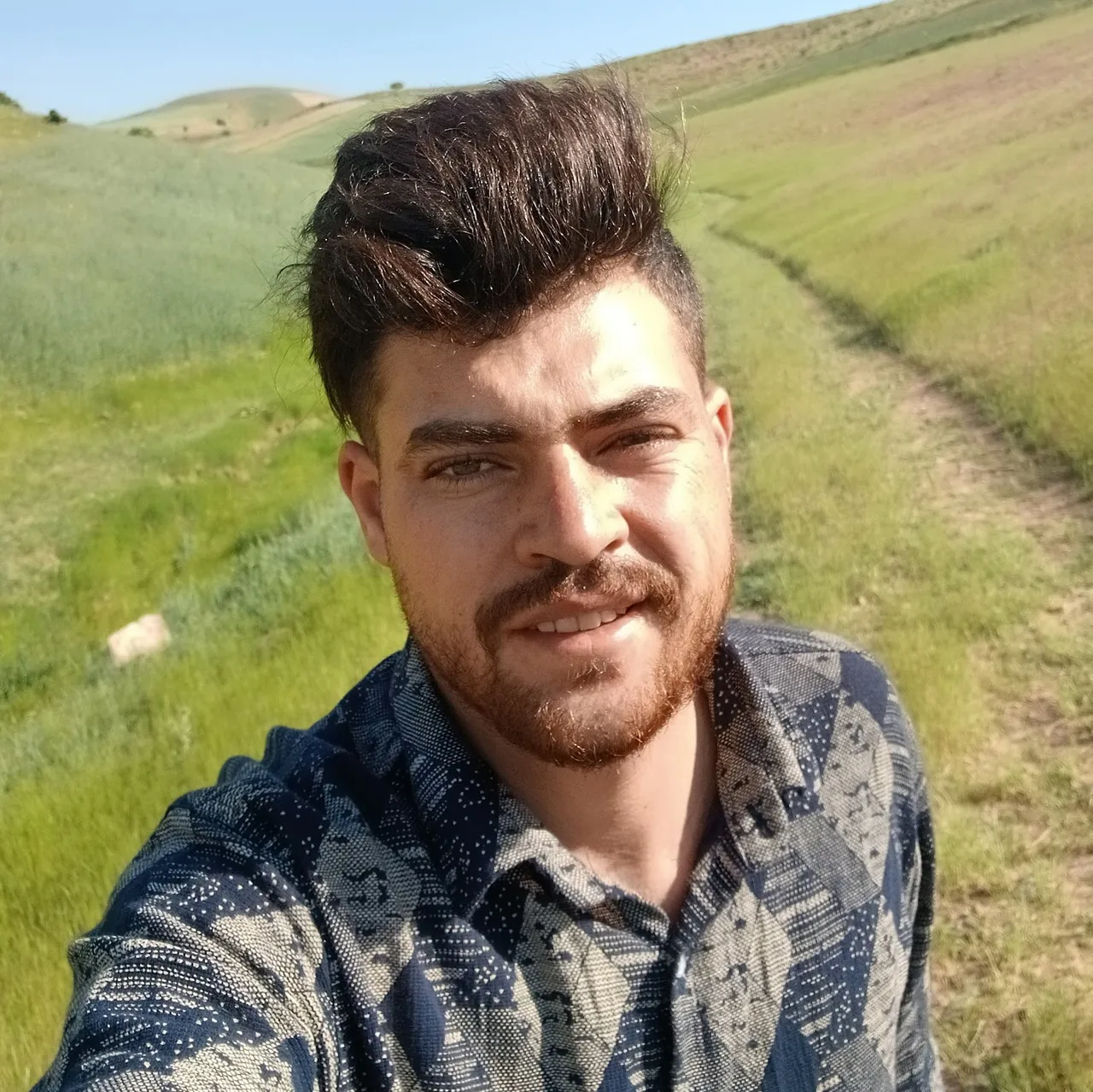 بورس شیشه اتومبیل فرحزاد - تصویر 3