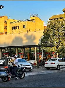 پمپ بنزین مینا