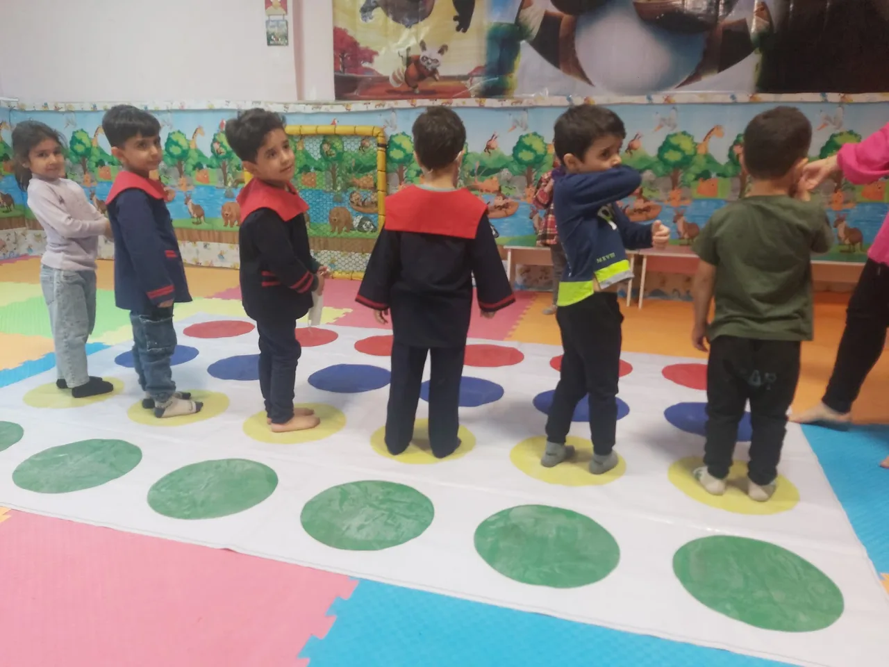 مهد و پیش دبستانی بهشت هشتم - تصویر 5