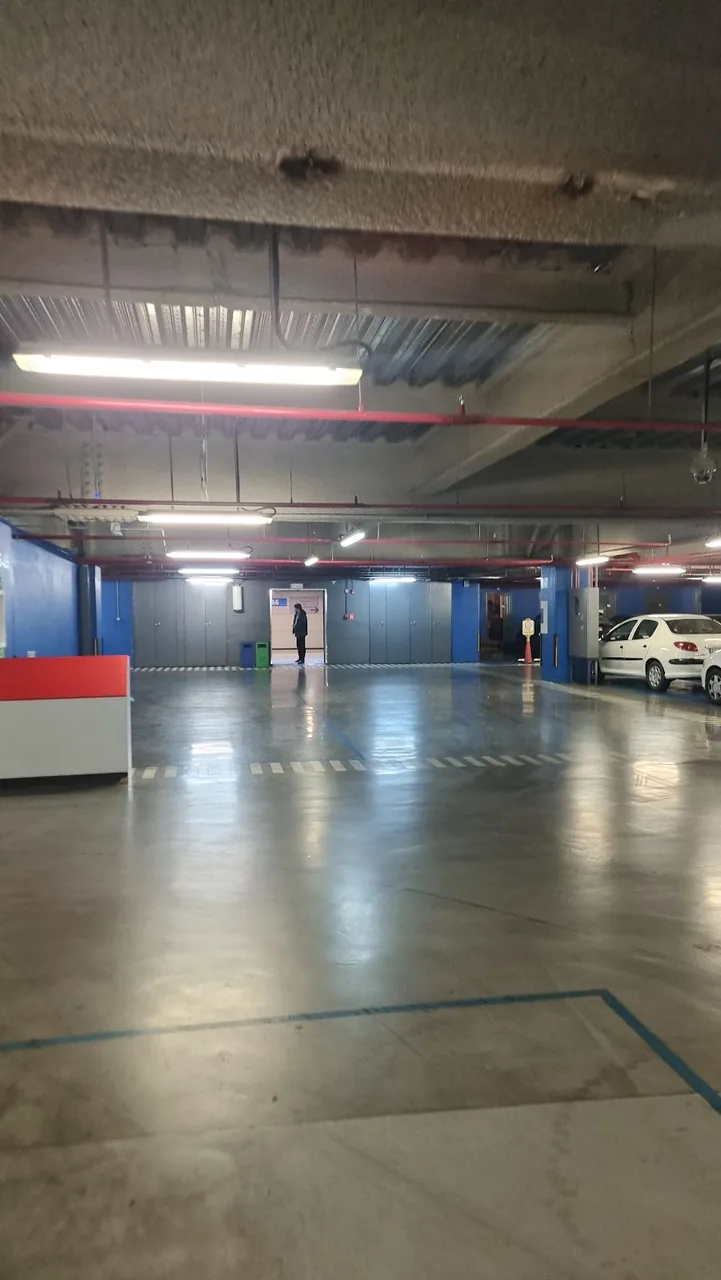 پارکینگ بازار چارسو - تصویر 2