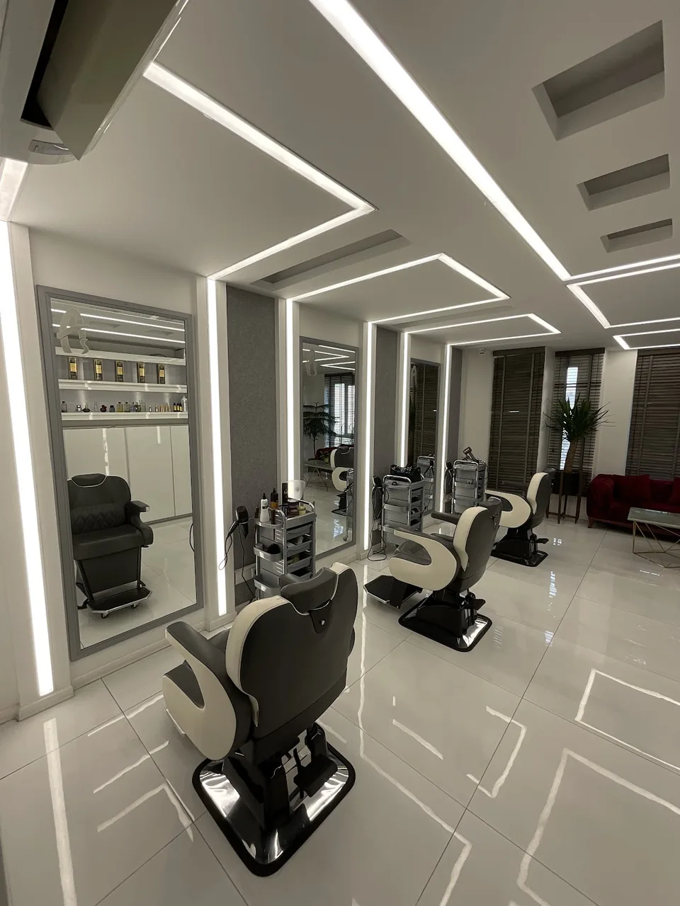 آرایشگاه مردانه آس