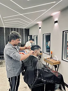 سالن‌ زیبایی مردانه اسماعیل شیرین