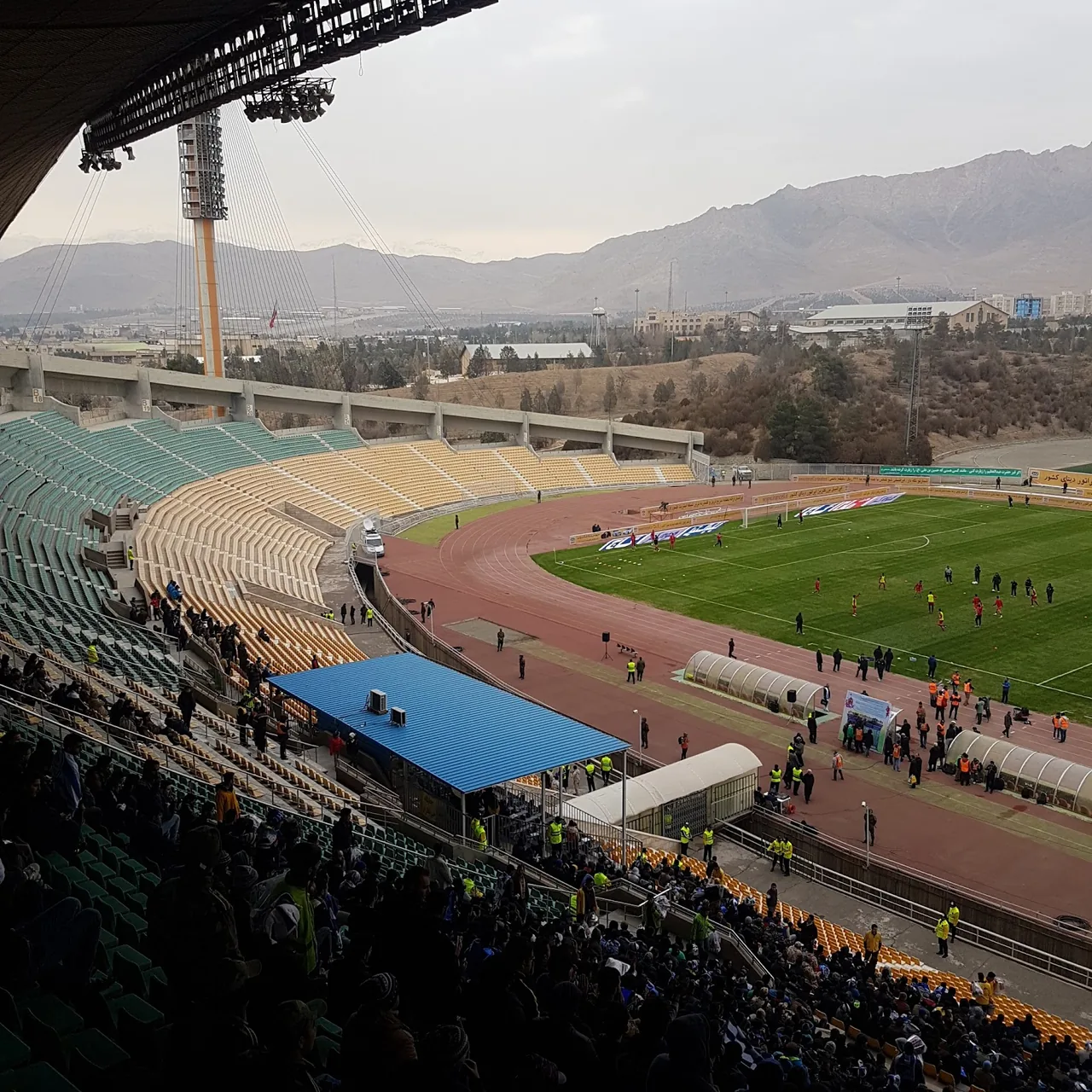 ورزشگاه شهدا - تصویر 2