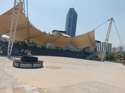 آمفی تئاتر رو باز بوستان آب و آتش