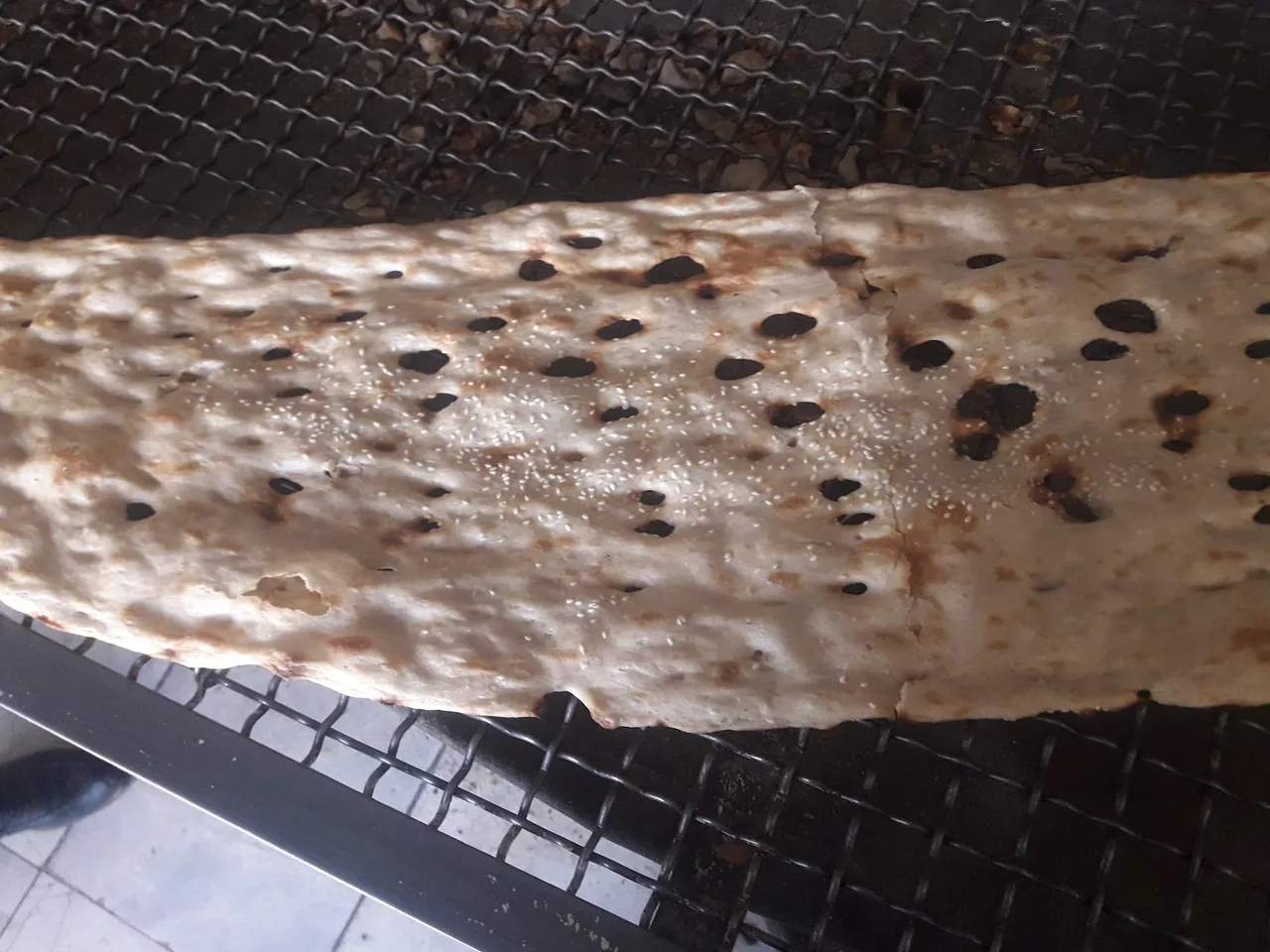 نانوایی سنگک سنتی خانه نان - تصویر 2