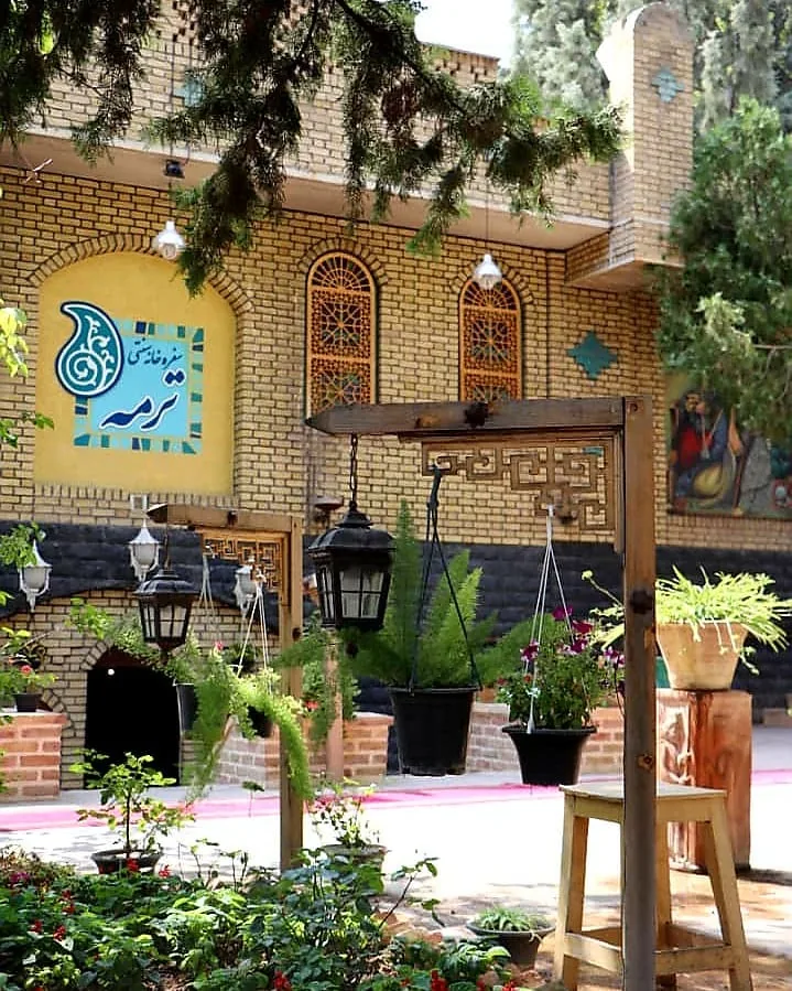 رستوران سنتی ترمه - تصویر 4