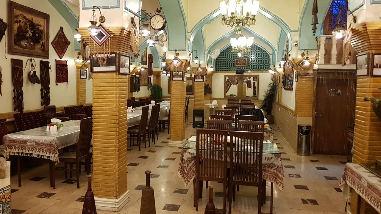رستوران سنتی باغ فردوس