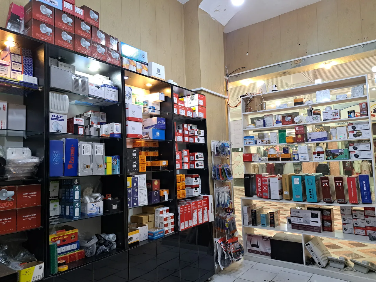 فروشگاه داناویژن، نصب دوربین مداربسته دزدگیر اماکن و اعلام حریق غرب تهران - تصویر 3