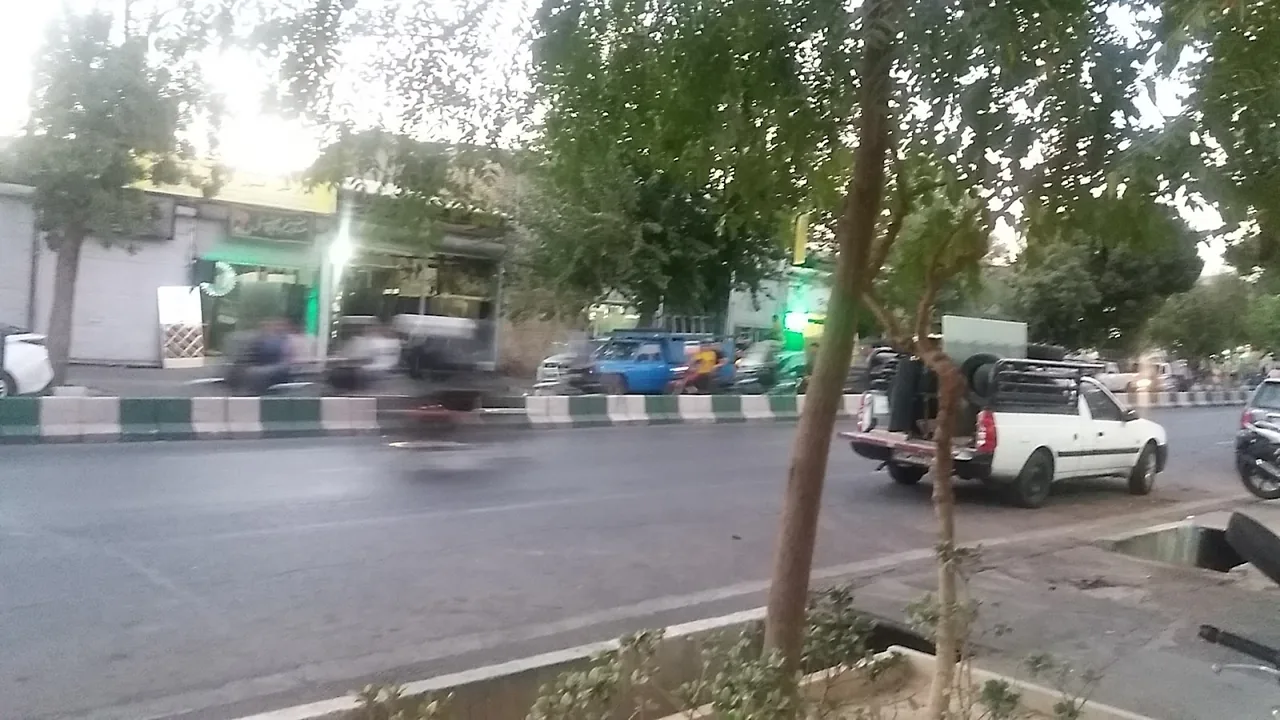 بازارشیشه تهران - تصویر 2
